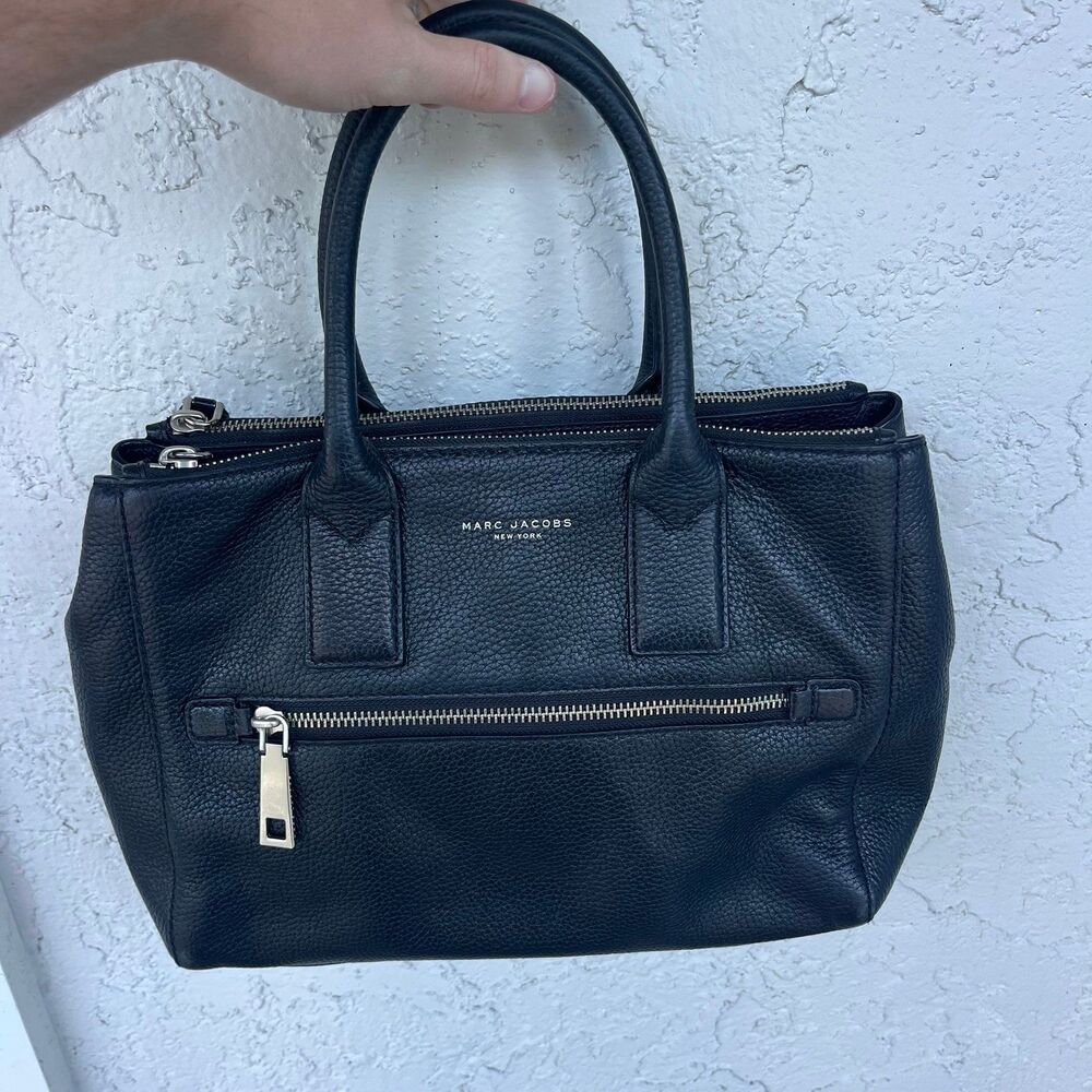 Marc Jacobs Gotham East-West Pebbled Leather Tote Bag Black Crossbody